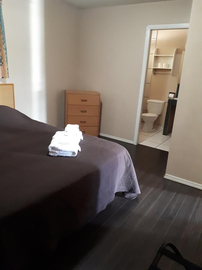 Travellers Rest Motel Salmon Arm Kültér fotó