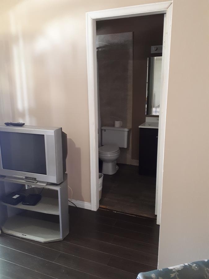 Travellers Rest Motel Salmon Arm Kültér fotó
