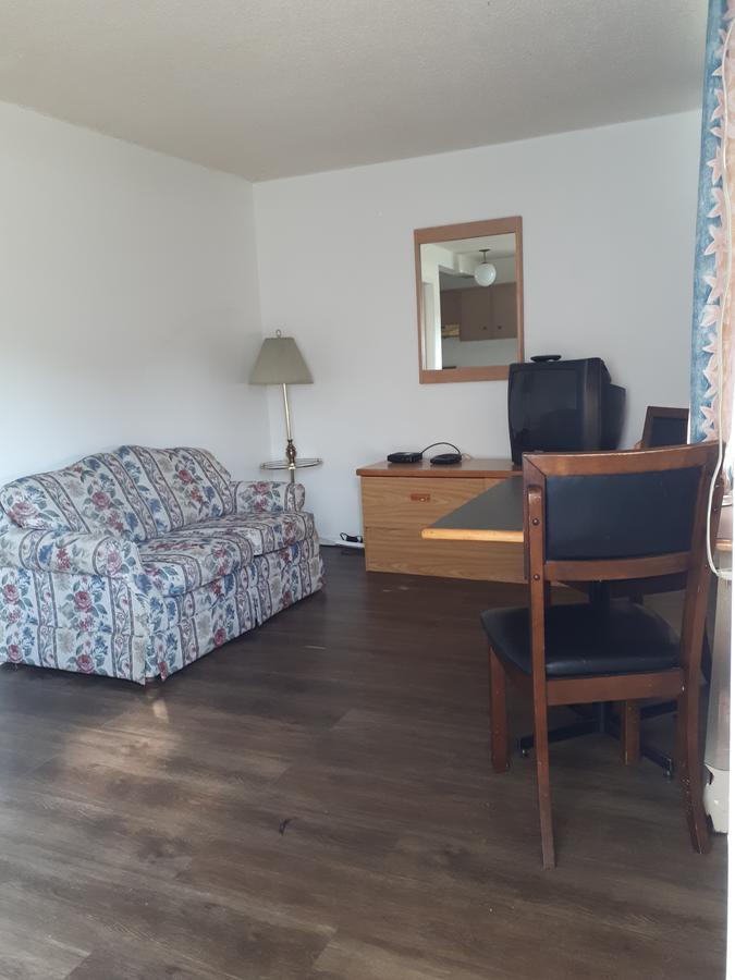 Travellers Rest Motel Salmon Arm Kültér fotó