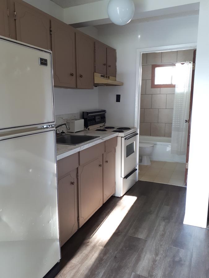Travellers Rest Motel Salmon Arm Kültér fotó